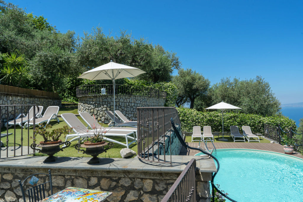 Villa Denise Vico Equense B&B Sorrento Coast Amalfi Room Pool Garden Relax 10